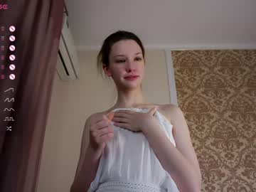 girl
        randiheart cam image #3453138