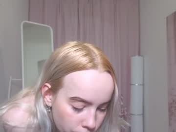 girl
        judy_luss cam image #649028