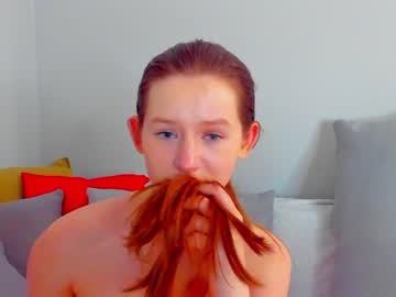 girl
        toxl cam image #1119377
