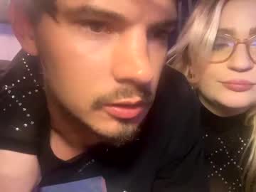 couple
        blondexbarbie93 cam image #812320