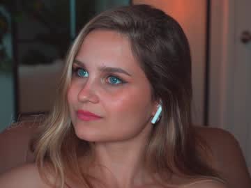 girl
        lola_jd cam image #4451921