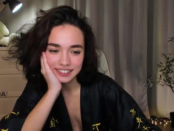 girl
        ella_flar_ cam image #405960