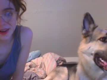 girl
        rosegold18 cam image #3352271