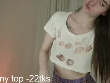 girl
        sofi_allure cam image #6537615