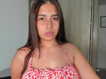 girl
        abigail_w cam image #6772802