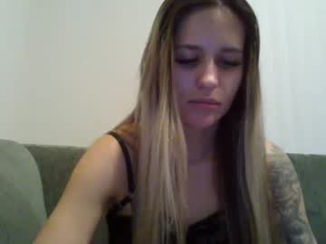 girl
        chaneld cam image #3232969
