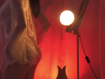 girl
        sunny_maria cam image #2045764