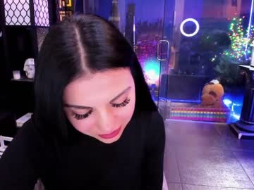 girl
        alma_pearl cam image #4124822
