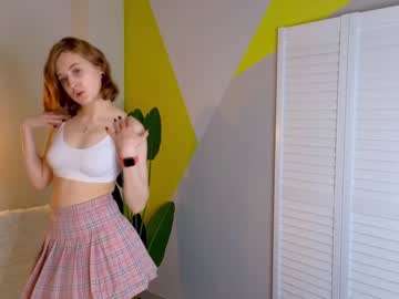 girl
        judy_luss cam image #873285