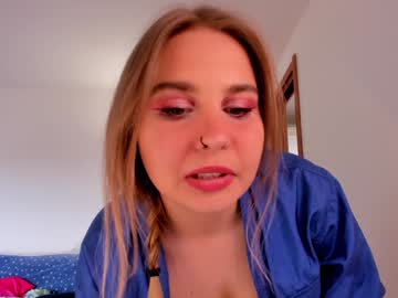girl
        sweetmila1 cam image #6711294