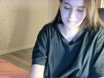 girl
        kerry__parker cam image #1211609