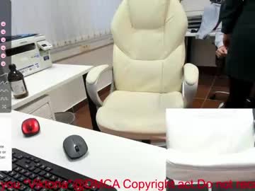 couple
        milf_viktoria cam image #2639240