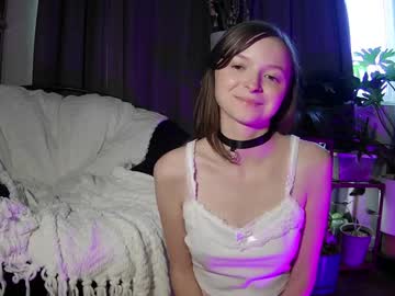 girl
        elenafealy cam image #2900001
