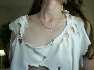 girl
        petraclem cam image #5004850