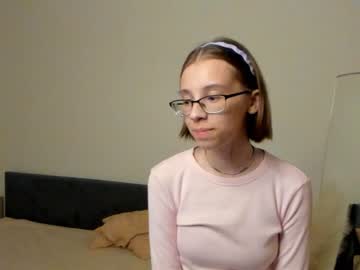 girl
        jodychurchwell cam image #4206203