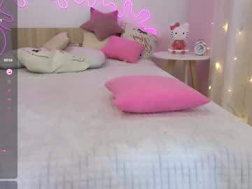 girl
        maya_blonde18 cam image #5732447
