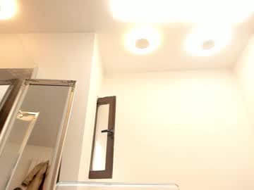 girl
        hotfallingdevil cam image #4418108