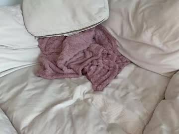girl
        pprincesskyliee cam image #6613395