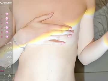 couple
        betty_bet cam image #786286