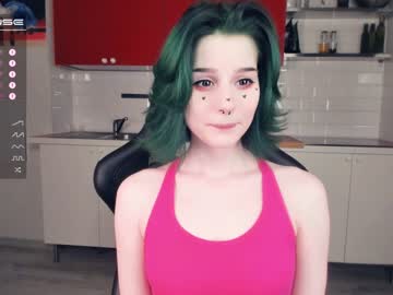 girl
        alicentity cam image #1837859