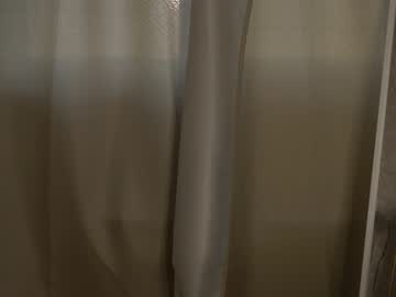 girl
        bugly_dugly cam image #4535612