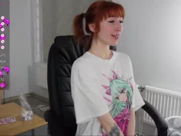 girl
        agelina_summer cam image #3504153
