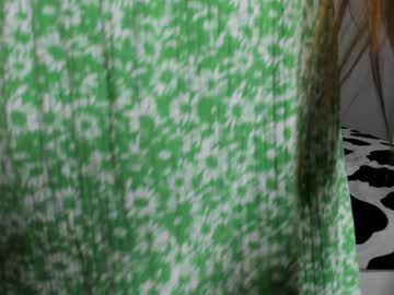 girl
        hayley_hayes cam image #3961412
