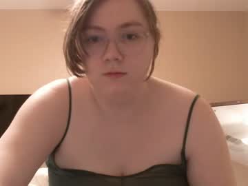 girl
        kkisbabyy cam image #4165872