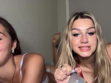 girl
        belllataylor cam image #6764138