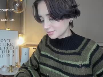 girl
        lonelly_lolly98 cam image #4736119