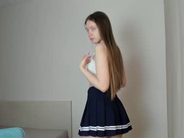 girl
        blue___angel cam image #1122351