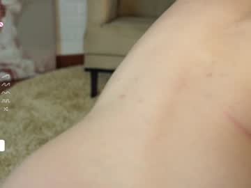 girl
        lana_lee_ cam image #2807825