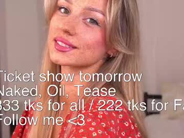 girl
        artease cam image #6395122