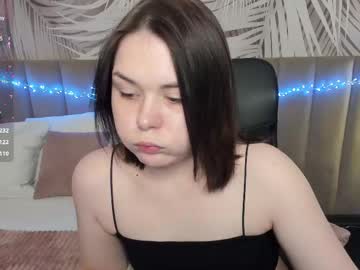 girl
        alli_zi cam image #6357115
