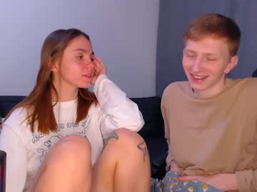 couple
        julsweet cam image #2735959