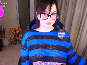girl
        aavee cam image #6533733