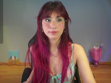 girl
        greeny_mat cam image #4910988