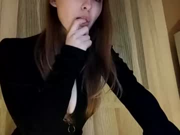 girl
        jennyjansen cam image #2432668