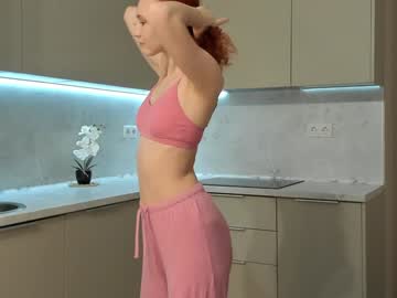 girl
        haribogirl__ cam image #5729463