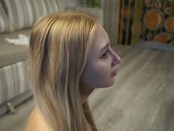 girl
        hanna_monttana cam image #6517717