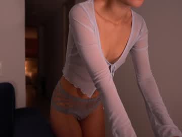 girl
        winona__ cam image #2965403