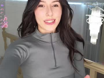 girl
        yononeey cam image #5405216