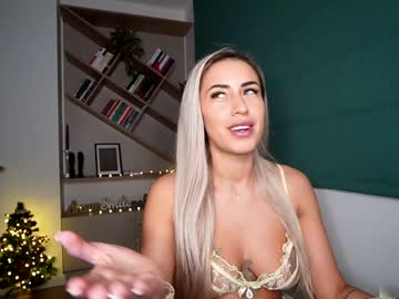 girl
        laurabae_ cam image #500338