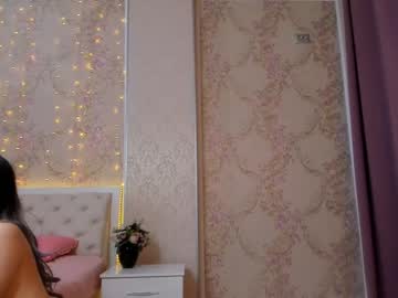 girl
        ameliachase_ cam image #1676388