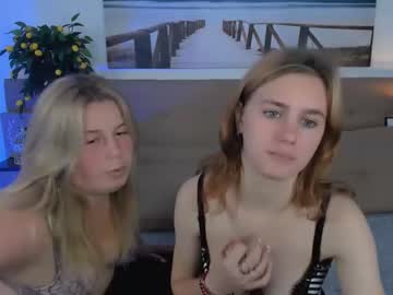 couple
        _bella_a__ cam image #1674937