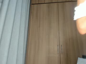 girl
        liavee cam image #4948906