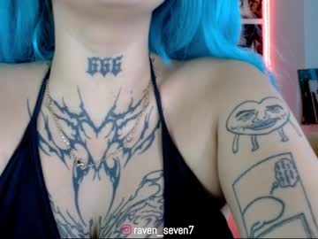 girl
        ravenseven7 cam image #5532184