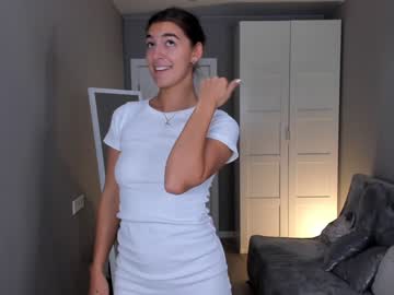 girl
        lynn_jackson cam image #5309299