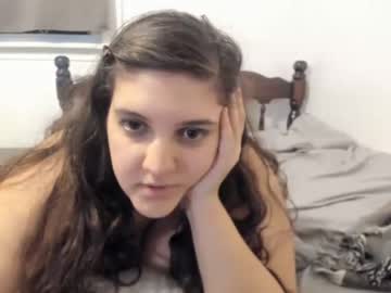 girl
        longhairbigbewbs cam image #3195862