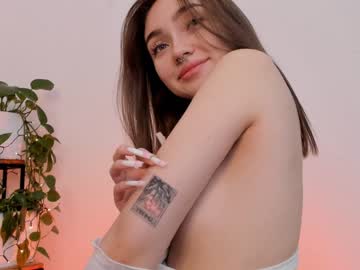 girl
        elizabeth__gray cam image #698683